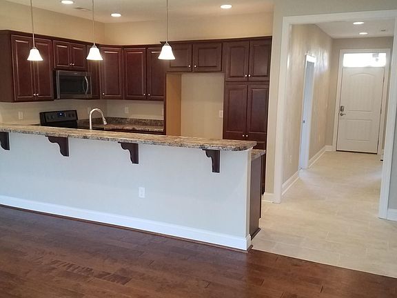 3rd image of 4682 Alleghany Dr