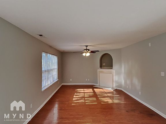 5th image of 10922 Olde English Dr