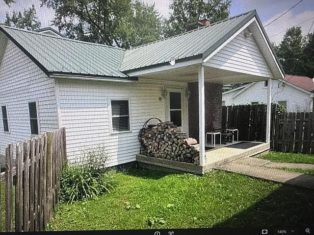 1st image of 90 River Valley Rd
