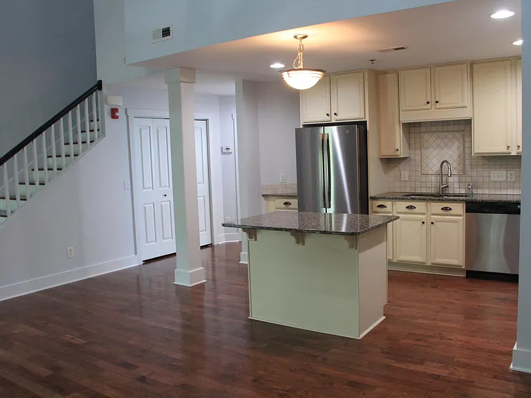 4032 Masonboro Loop Rd #201 — Photo 4