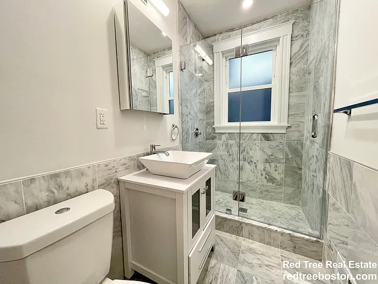 68 Bakersfield St #2 — Photo 9