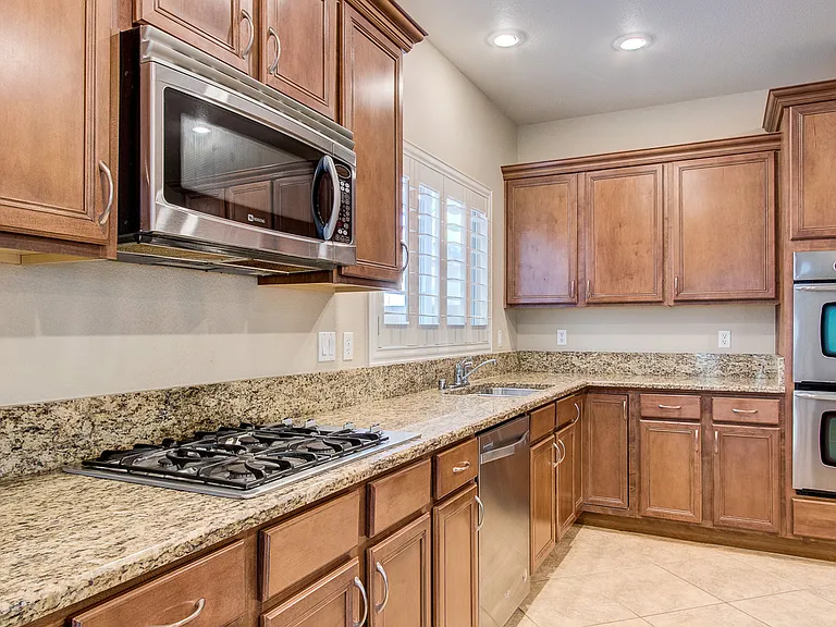 960 Contadero Pl — Photo 8
