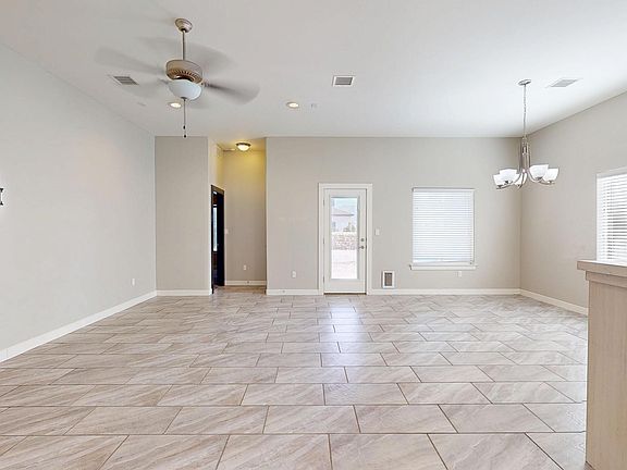 2nd image of 2788 San Antonio Dr