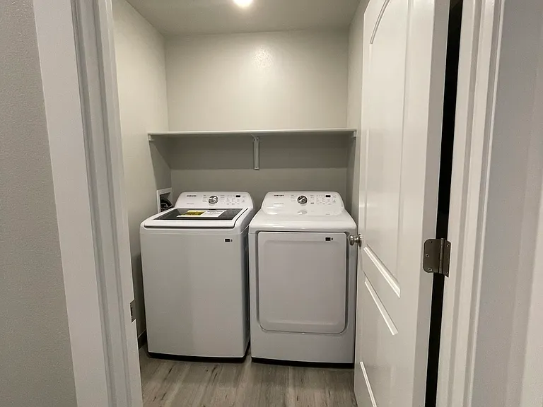 6150 W Karen St #2-4 — Photo 32