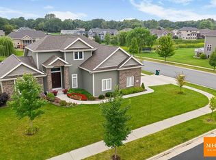 809 Lindsay Way, Cottage Grove, WI 53527