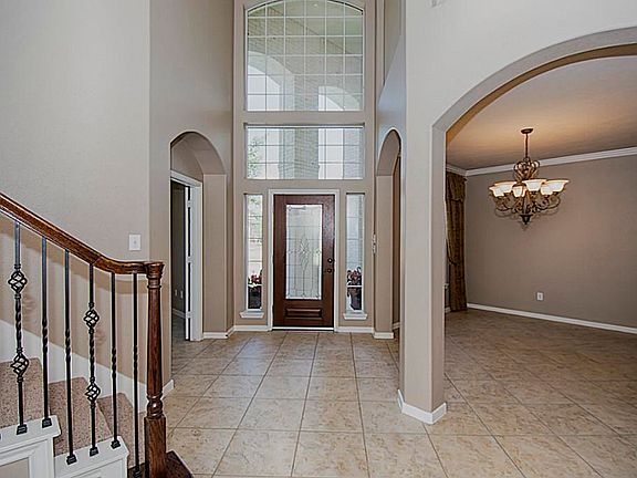 5th image of 202 Forest Creek Dr