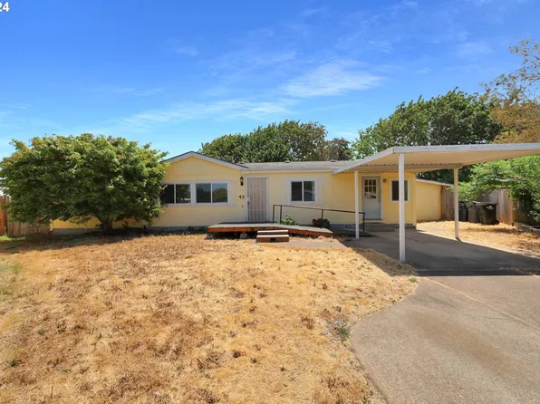 2333 N Terry St, Eugene, OR 97402