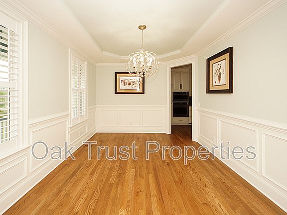 4th image of 125 Brogun Ln