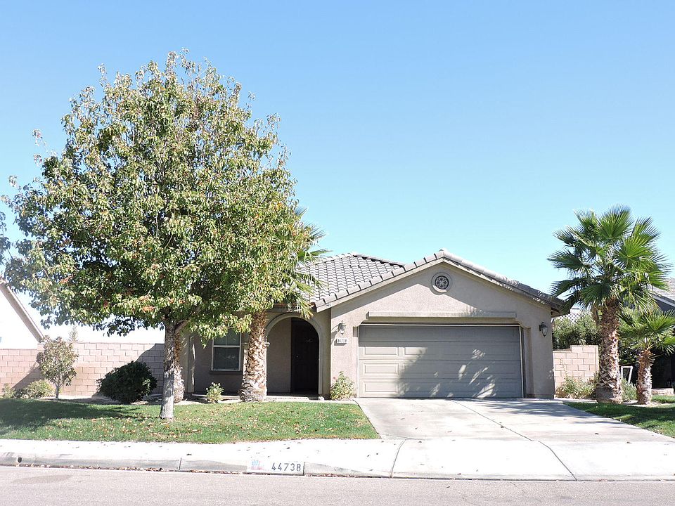 1st image of 44738 Avenida Linda