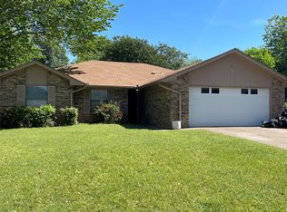 1906 Creek Wood Ct, Irving, TX 75060