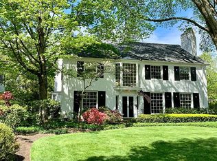 2686 Wadsworth Rd, Shaker Heights, OH 44122