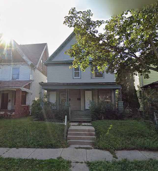 1st image of 3021 N 9th St
