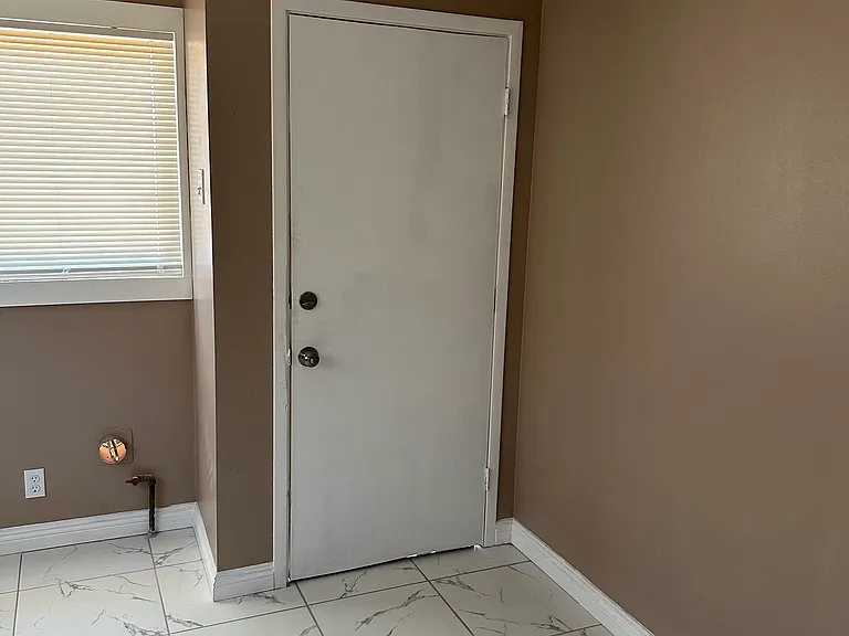 420 E Lime Ave — Photo 17