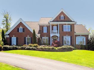 9001 Adams Chase Cir, Lorton, VA 22079