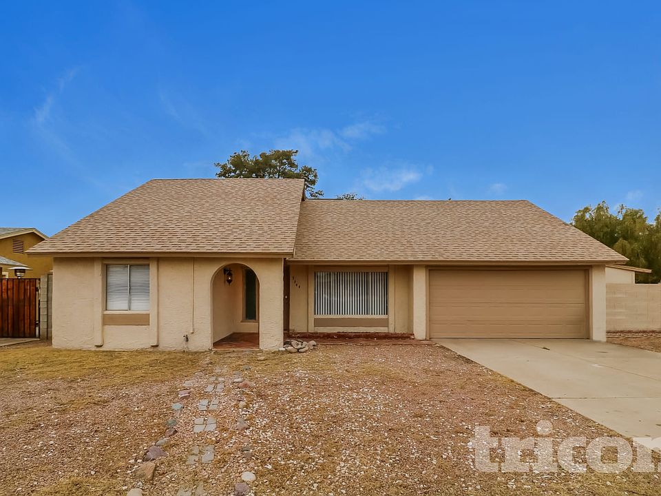 1st image of 3644 N 89th Ave