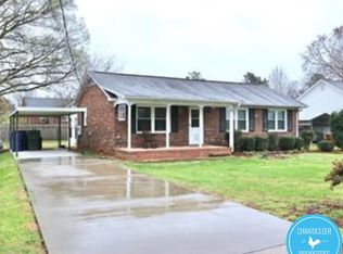 412 Green St, Graham, NC 27253