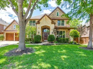 2620 Waters Edge Dr, Grand Prairie, TX 75054