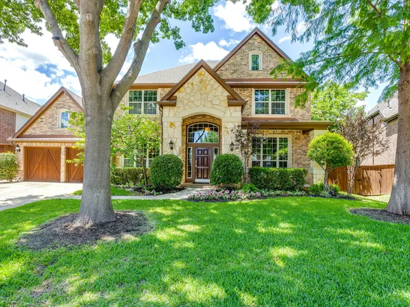 2620 Waters Edge Dr, Grand Prairie, TX 75054