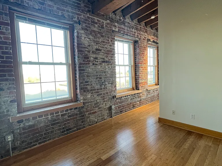 Southern Stove Lofts — Photo 15