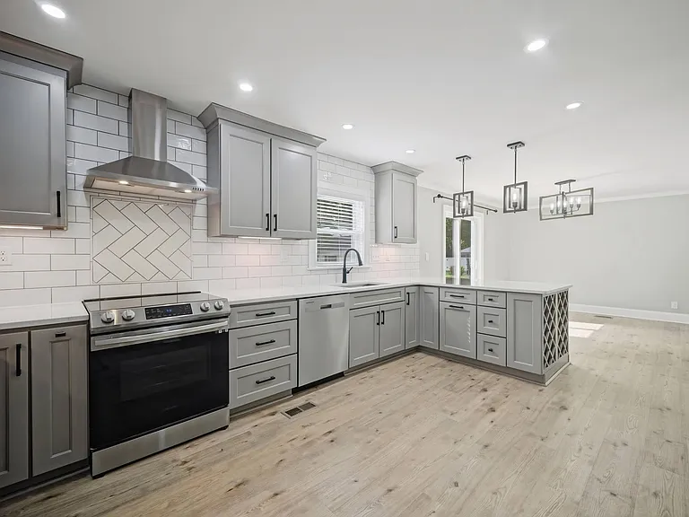 6048 River Rd — Photo 21