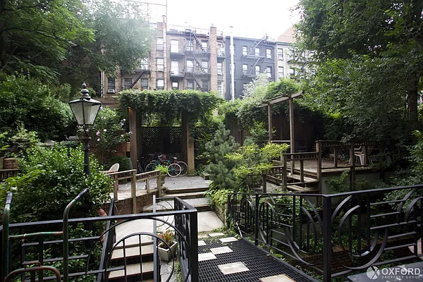 Rented by Oxford Property Group | media 62