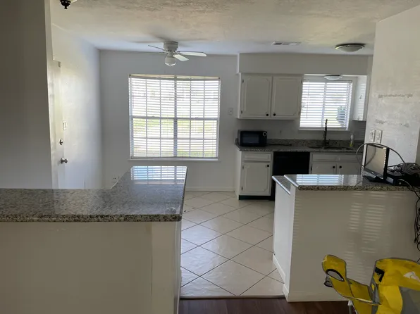 (undisclosed Address), Houston, TX 77062
