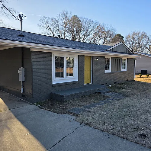 108 Woodgate Dr Photo 1