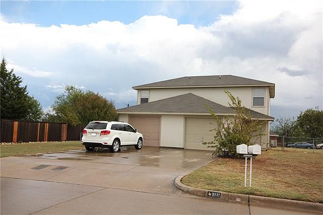 2nd image of 3109 Francis Dr