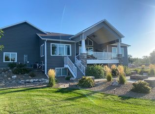 3404 Genoa Ct SE, Mandan, ND 58554