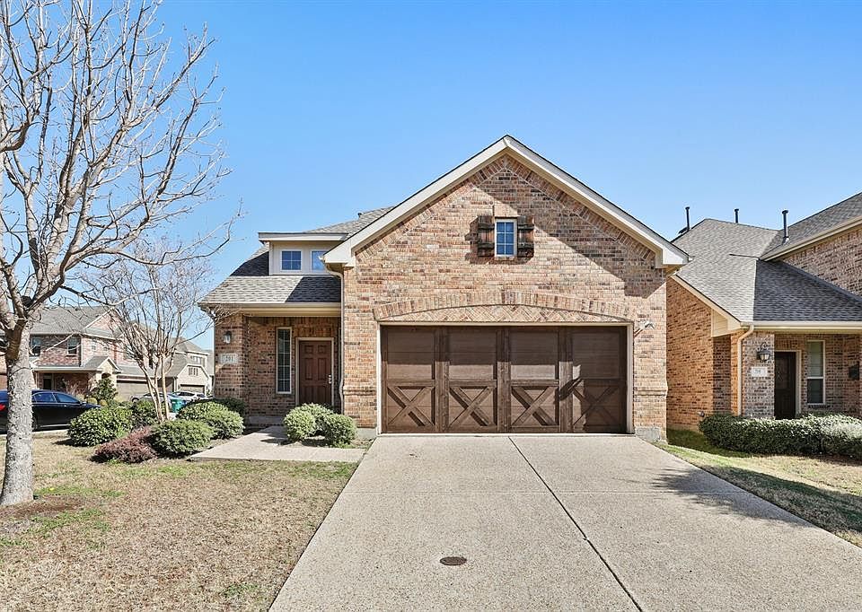 1st image of 201 Westminster Dr