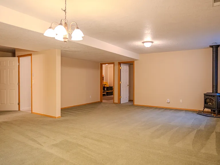 217 S Coho Rd — Photo 32