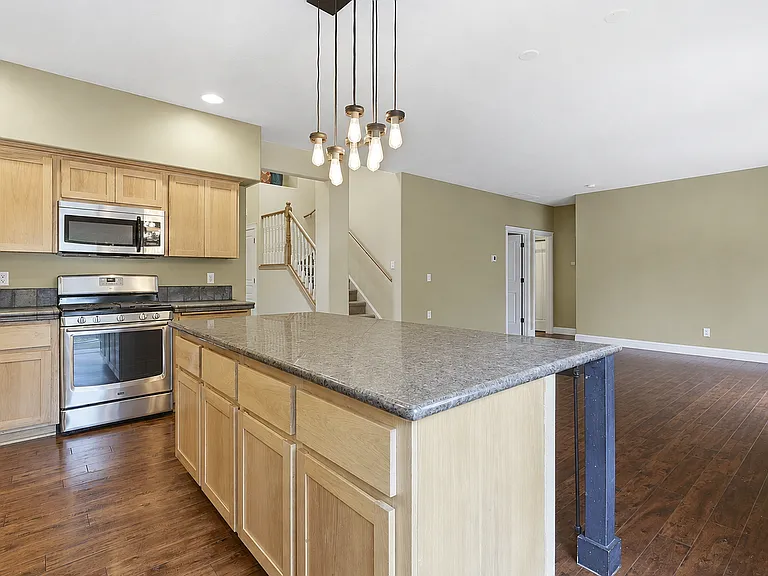 17318 SW Galewood Dr — Photo 10