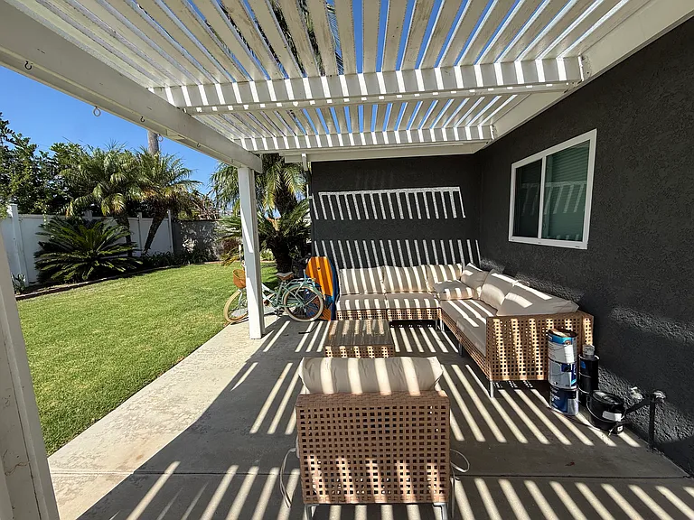 5182 Sisson Dr — Photo 2