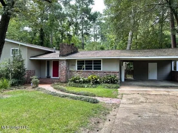 1769 Brecon Dr, Jackson, MS 39211