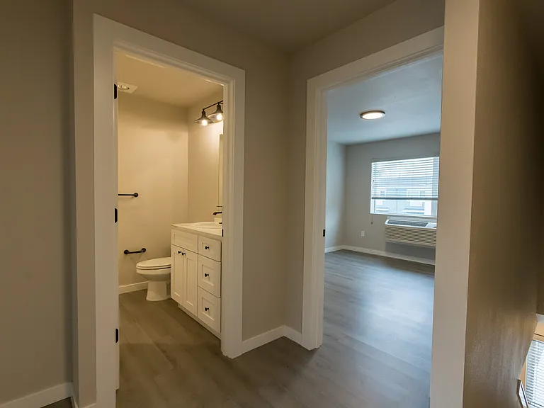 Waverly Townhomes — Photo 19