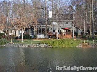 24 Sunrise Point Rd, Lake Wylie, SC 29710