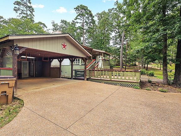 3rd image of 194 Oak Shadows Cv