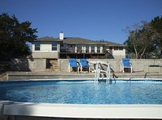 1603 Lake Forest Rd, Pipe Creek, TX 78063