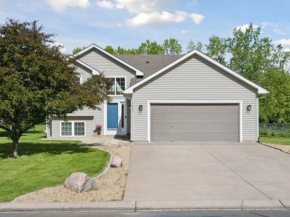 8090 Prairie Trl, Rockford, MN 55373