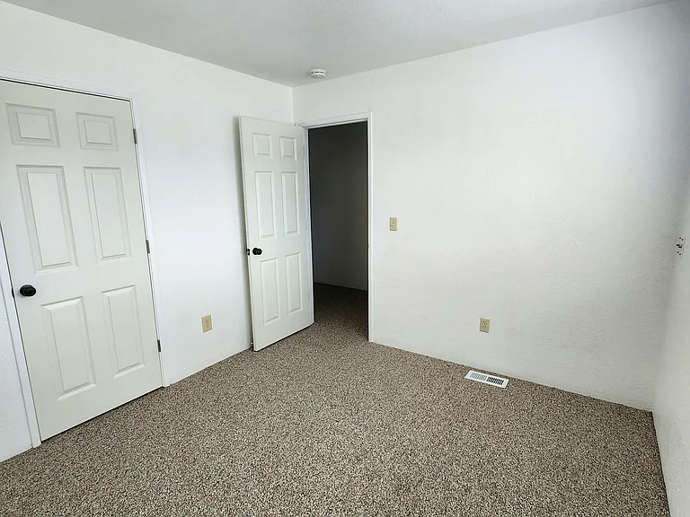 Bedroom 1.1