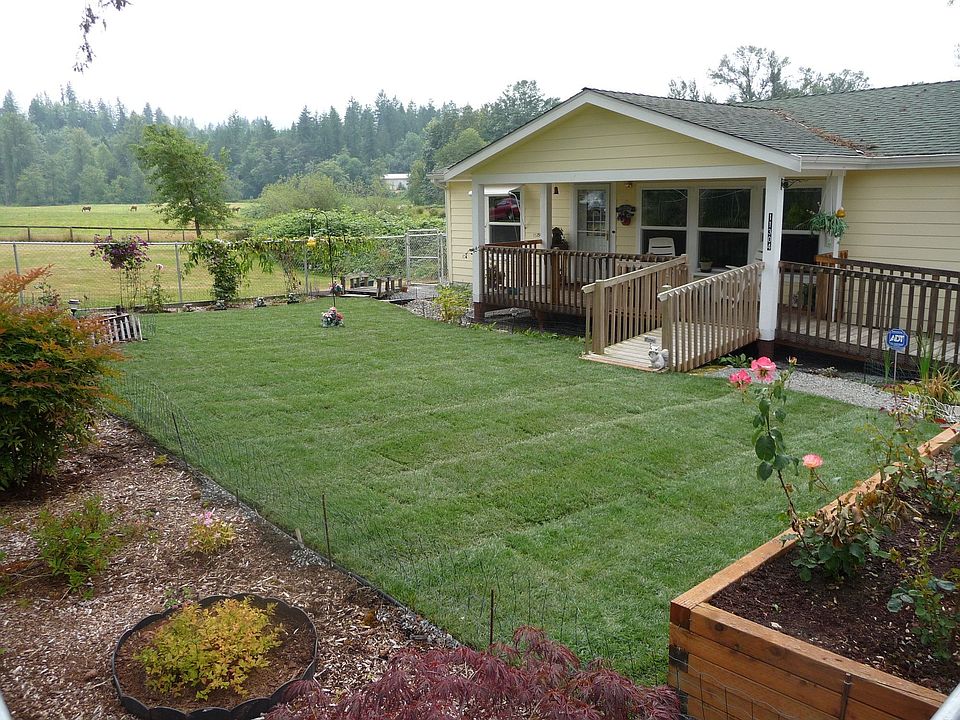 Enjoy entertaining in your new front yard.