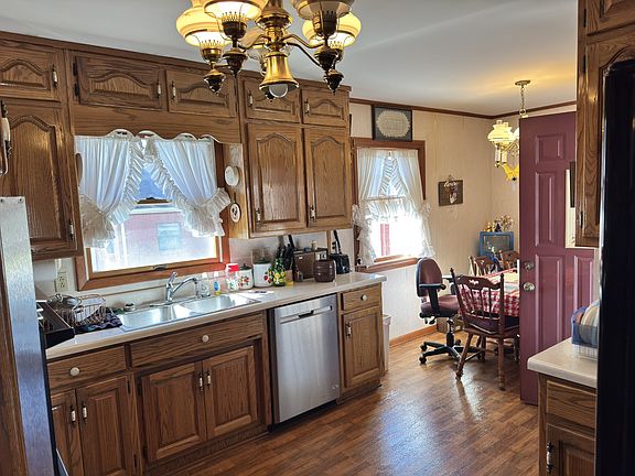 3rd image of 205 Mary Sharp Dr