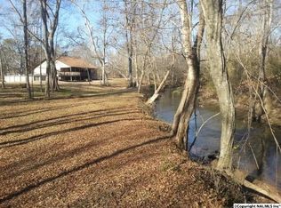 160 Joe Reeves Rd, Guntersville, AL 35976
