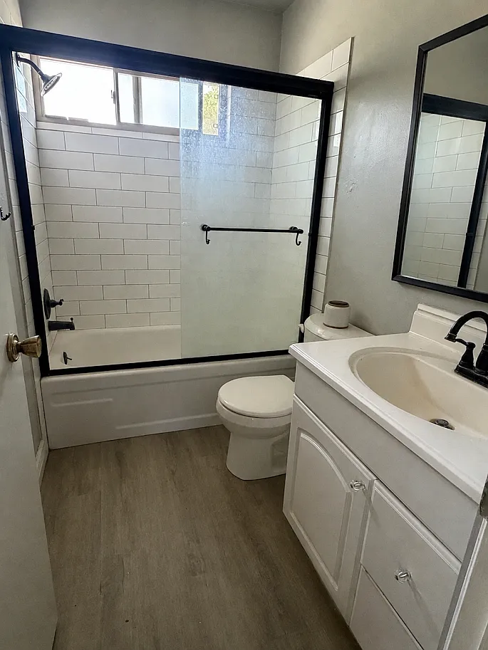 2 bed, 1.5 bath, 1014 sqft, $2,100 — Photo 4