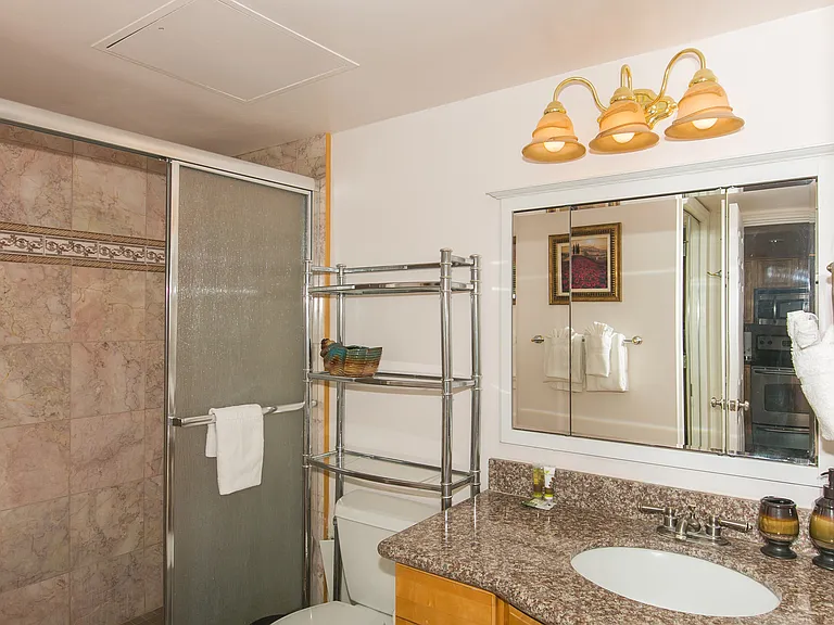 1777 Ala Moana Blvd #1010 — Photo 7