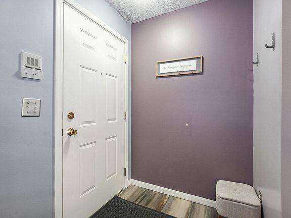 4th image of 8388 N Jasonville Ct SE
