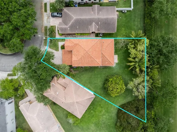 1282 NW 171st Ter, Pembroke Pines, FL 33028