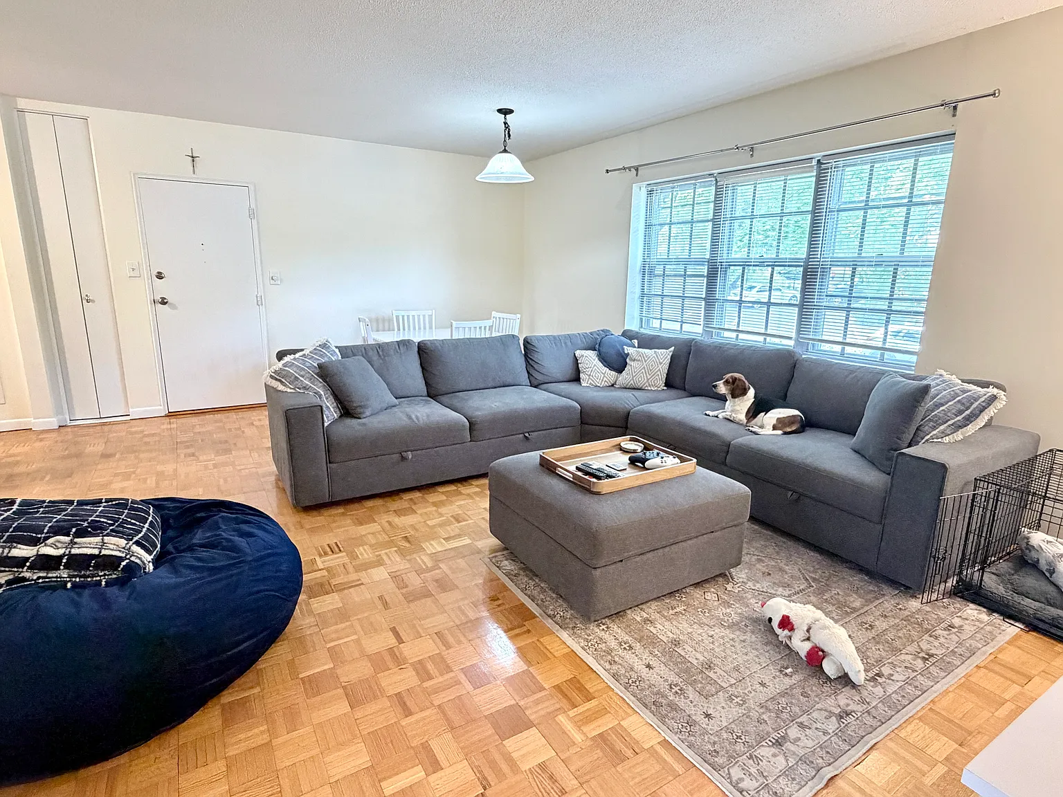 2 bed, 824 sqft, $2,850 — Photo 2