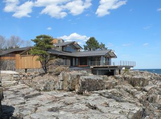 11 Cragmere Way, Cape Neddick, ME 03902