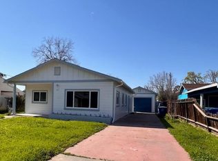 765 Sycamore Ave, Gustine, CA 95322